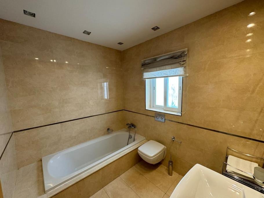 Penthouse -Centre Of Sliema - Best View In Malta Exterior foto